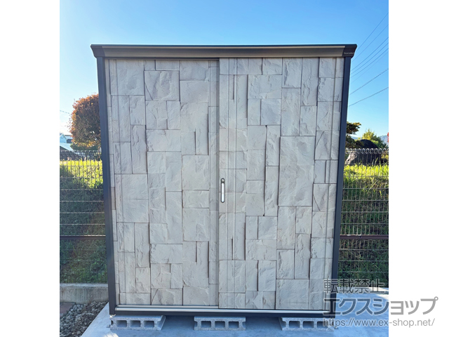 神奈川県平塚市のの物置・屋外倉庫 ペインタ 小型物置 グランプレステージジャンプ UVインクジェット塗装物置 新モデル 1695×750×1900 PY-177A-F-E3 施工例