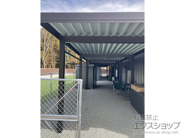 神奈川県愛甲郡清川村ののカーポート ジーポートPro 積雪50cm対応 2台用 縦連棟 8本柱 施工例