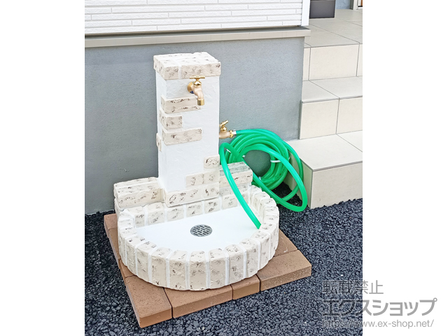 福井県越前市のの立水栓・ガーデンシンク 立水栓ユニット レトロブリックタイプ 補助蛇口仕様 施工例