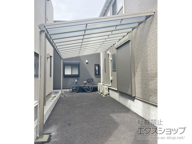 埼玉県上尾市ののテラス屋根 ソラリア F型 ビッグサイズ 単体 積雪〜20cm対応 施工例