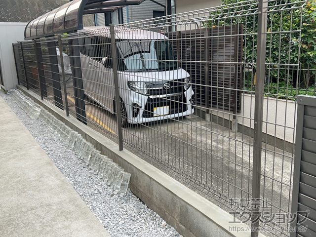神奈川県横浜市ののフェンス・柵 ハイグリッドフェンスN8型　フリーポールタイプ 施工例