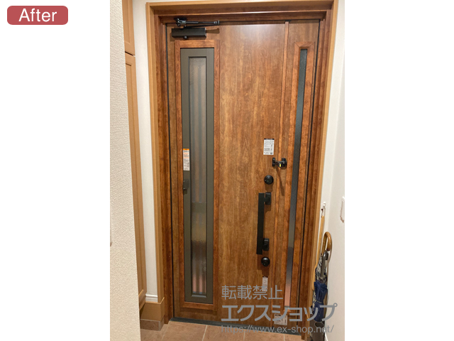 愛知県春日井市のLIXIL リクシル（トステム）の玄関ドア リシェント玄関ドア3 M83型 断熱K4仕様 親子仕様(ランマ無)外観右吊元 ※FamiLock仕様 施工例