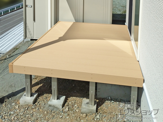 山梨県甲府市ののウッドデッキ リウッドデッキ 200 施工例