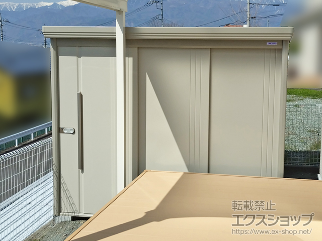 山梨県甲府市のの物置・屋外倉庫 Mr.ストックマンダンディ 一般型 2532×2622×2110 ND-2526-W 施工例