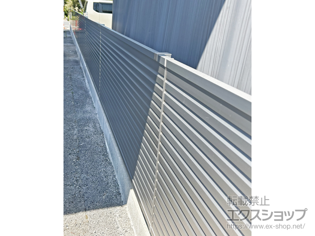 広島県江田島市ののフェンス・柵 ミエーネフェンス 目隠しルーバータイプ 自由柱施工 施工例