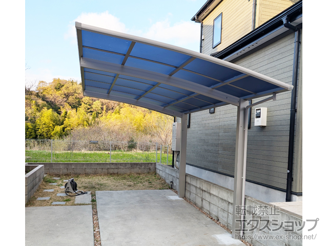 神奈川県南足柄市ののカーポート プレシオスポート アール型 1台用 積雪〜20cm対応 施工例