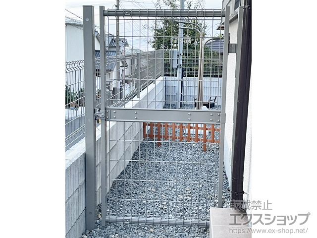 大阪府阪南市のの門扉 ハイグリッド門扉N8型 片開き　柱使用 施工例