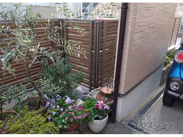 愛知県岡崎市ののフェンス・柵 モクハイフェンス フリーポールタイプ(木調） 施工例
