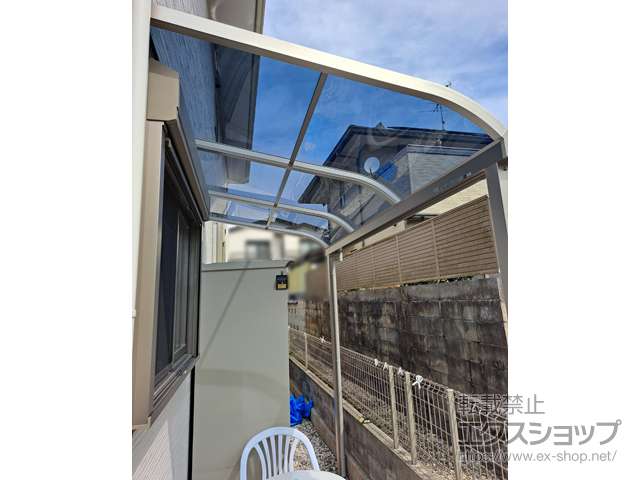 京都府京都市ののテラス屋根 ソラリア R型 テラスタイプ 単体 積雪〜20cm対応 施工例