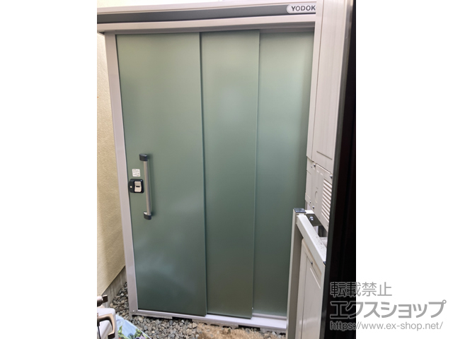 大阪府大阪市のの物置・屋外倉庫 エルモ 一般型 1870×1520×2360（LMD-1815H） LMD-1815H-EG 施工例