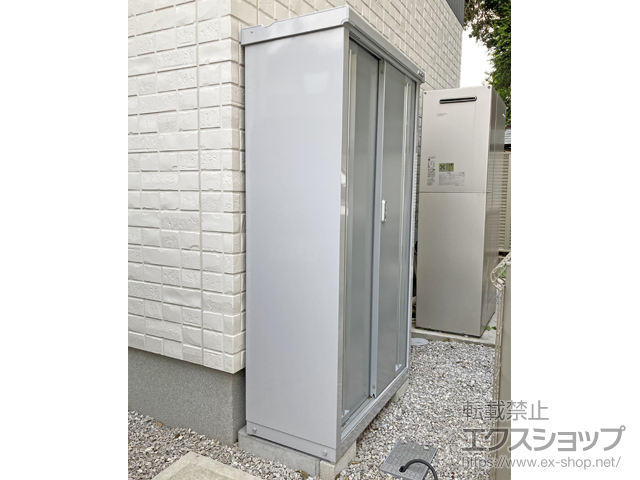 埼玉県ふじみ野市のの物置・屋外倉庫 シンプリー 一般型 900×415×1603 MJX-094D-P-PS 施工例