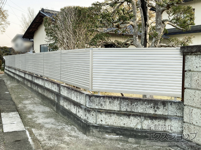 茨城県筑西市ののフェンス・柵 ミエーネフェンス 目隠しルーバータイプ 自由柱施工 施工例