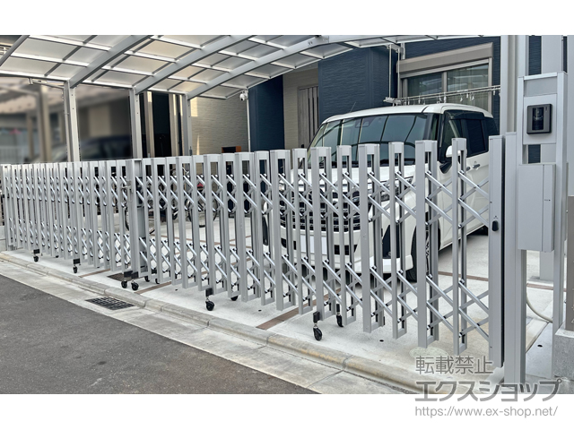 大阪府東大阪市ののカーゲート アルシャインII HW型Aタイプ ノンレール 両開き*700W 施工例