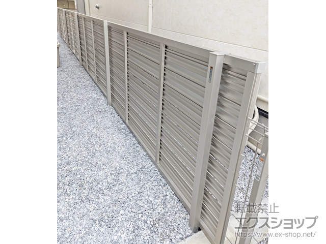 東京都日野市ののフェンス・柵 ミエーネフェンス 目隠しルーバータイプ 自由柱施工 施工例