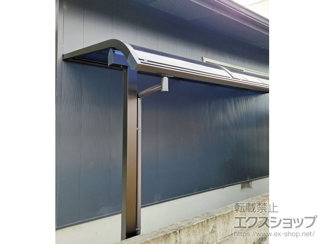 徳島県三好郡東みよし町ののテラス屋根 プレシオステラス? R型 テラスタイプ 連棟　積雪〜20cm対応 施工例