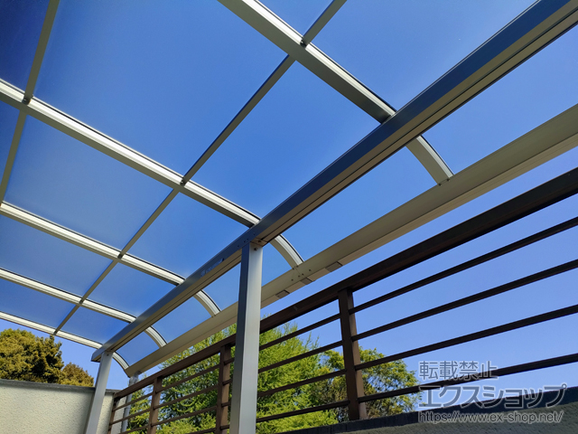 岡山県倉敷市ののバルコニー・ベランダ屋根 ソラリア R型 屋根タイプ 連棟 積雪〜20cm対応 施工例
