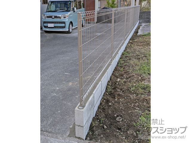 高知県四万十市ののフェンス・柵 イーネットフェンス 3F型　自由柱施工 施工例
