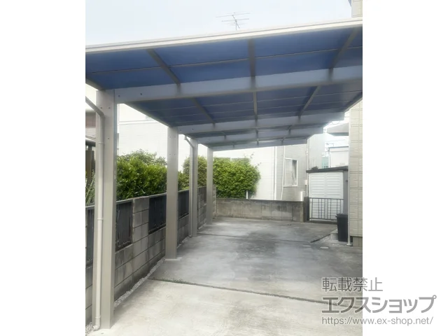 東京都狛江市のYKKAPのカーポート エフルージュ FIRST 600タイプ 縦連棟セット 2台用 積雪～20cm対応 施工例