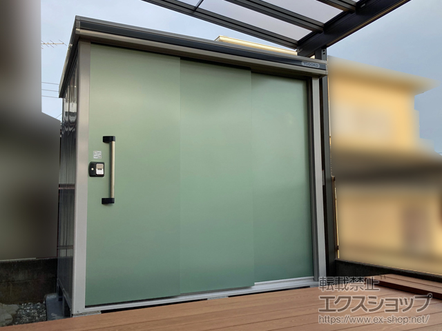 神奈川県小田原市のの物置・屋外倉庫 エルモ 一般型 2220×1520×2120 LMD-2215-EG＋小窓：A型 施工例