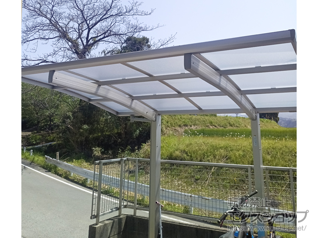 熊本県菊池郡大津町ののサイクルポート・駐輪場 プレシオスポート ミニ 積雪〜20cm対応 施工例