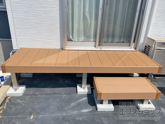 埼玉県鴻巣市ののウッドデッキ マージウッドデッキ＋独立式リウッドステップ2型 施工例