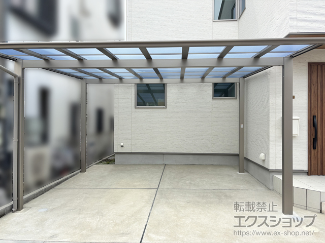 大阪府東大阪市ののカーポート ソリッドポート ワイド 積雪〜20cm対応 施工例