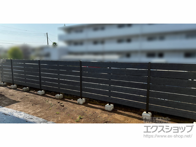 神奈川県横浜市ののウッドデッキ、フェンス・柵 プラド/one(ワン)フェンス ジョイントあり仕様 隙間10mm 板材7段 施工例