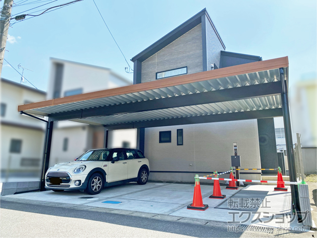 宮城県仙台市ののカーポート ジーポートPro 積雪50cm対応 3台用 4本柱 複合色 施工例