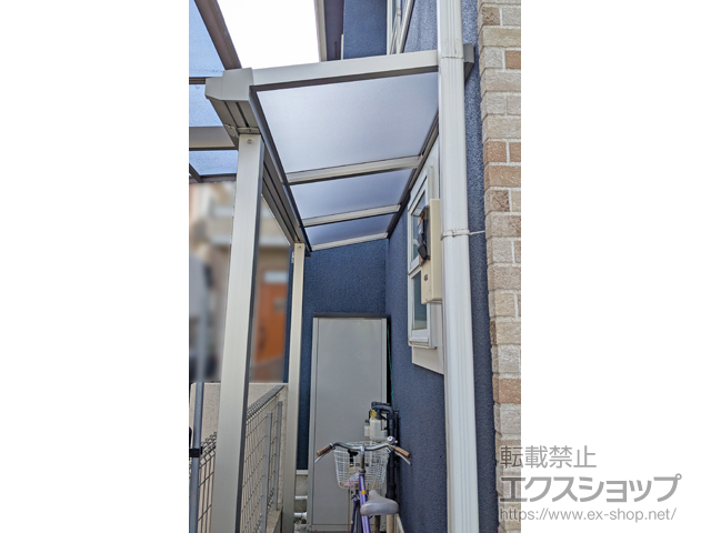 東京都東久留米市ののテラス屋根 ソラリア F型 テラスタイプ 単体 積雪〜20cm対応 施工例