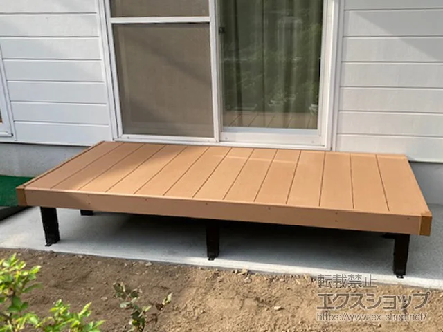 長野県塩尻市のYKKAPのウッドデッキ リウッドデッキ 200 施工例