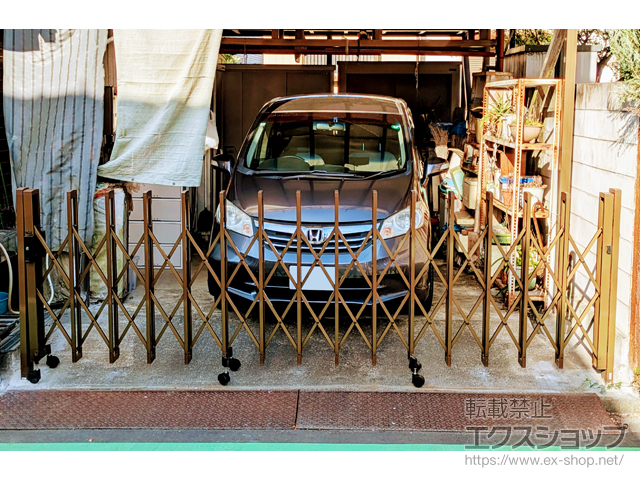埼玉県さいたま市ののカーゲート トリップゲート? 2型 スタンダード ノンレール 片開き*40S 施工例