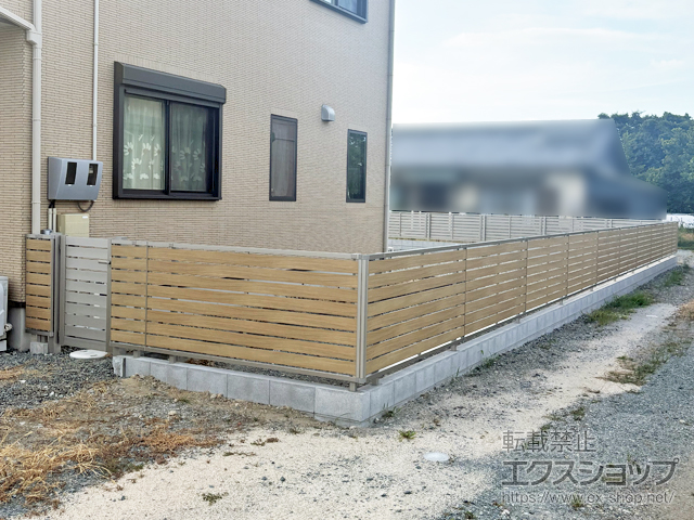 三重県多気郡明和町ののフェンス・柵 ルシアス フェンスYS3F型 横板 複合色 自由柱施工 施工例