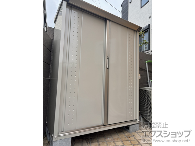 東京都大田区のの物置・屋外倉庫 グランプレステージジャンプ 1304×530×1600 GP-135B-F-MW 施工例