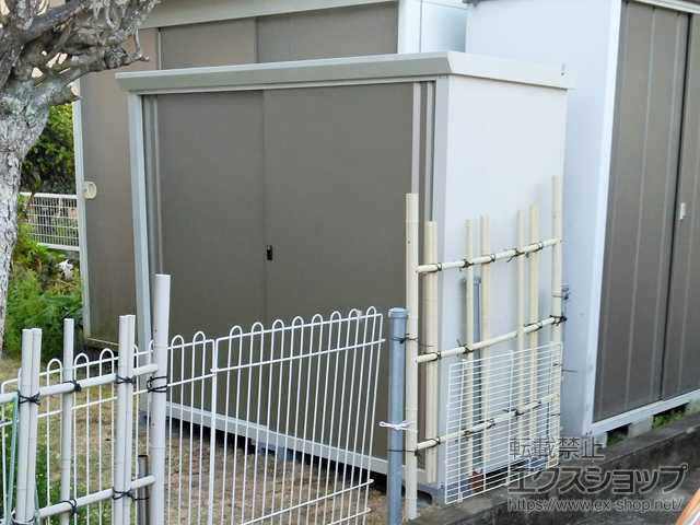 群馬県佐波郡玉村町のの物置・屋外倉庫 ファミリー物置 ダシーレ SRM-1815 SRM-1815-TGY 施工例
