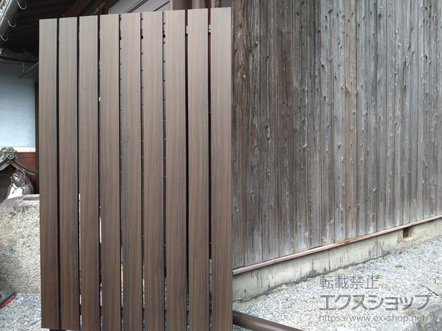 滋賀県彦根市ののフェンス・柵 リレーリア フェンス4N型 木調色 施工例