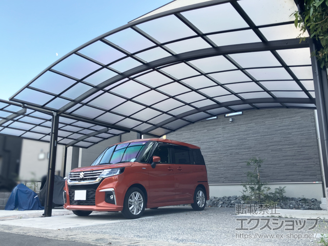 福岡県春日市ののカーポート プレシオスポート アール型 2台用 積雪〜20cm対応 施工例