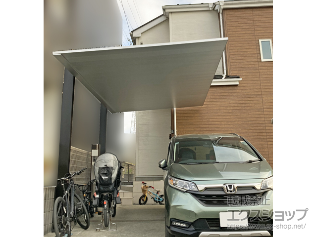 埼玉県川越市ののカーポート プレーンルーフ 600タイプ 1台用 単体セット ツートーン 積雪〜20cm対応 施工例