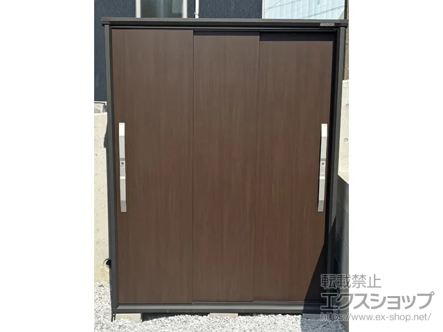 福岡県福津市のヨドコウの物置・収納・屋外倉庫 ブラックエスモ 一般型 1500×750×1913 ESF-1507A-BK-WC 施工例