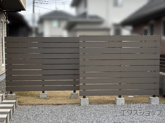 栃木県さくら市のFandFのフェンス・柵・塀 現場組立フェンス ニコボード 140サイズ 高尺タイプ NiCO BOARD H1500 板10段隙間10mm 施工例
