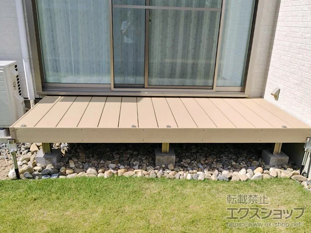 三重県鈴鹿市の四国化成のカーゲート 樹ら楽 プレーンタイプ 施工例