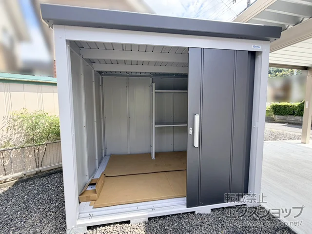 京都府舞鶴市のサンキンの物置 レスパス (GK) 一般型 2289×1768×2100（EL-2217） EL-2217(GK)-GK 施工例