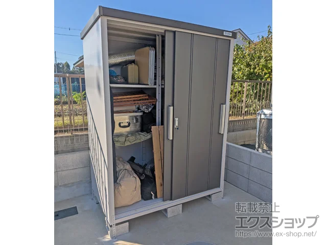 千葉県市川市の四国化成のカーゲート クール 一般型 1500×900×1947 EC-1590-GK 施工例