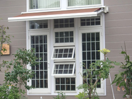 �I�[�j���O�ŏZ�܂��Ɍ����v���X