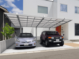 ���E�ɒ��̂Ȃ��w�ʎx���ōL�X�Ƃ����J�[�X�y�[�X�ɁB